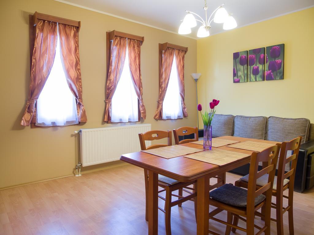 Aqua Apartman Gyula Room photo